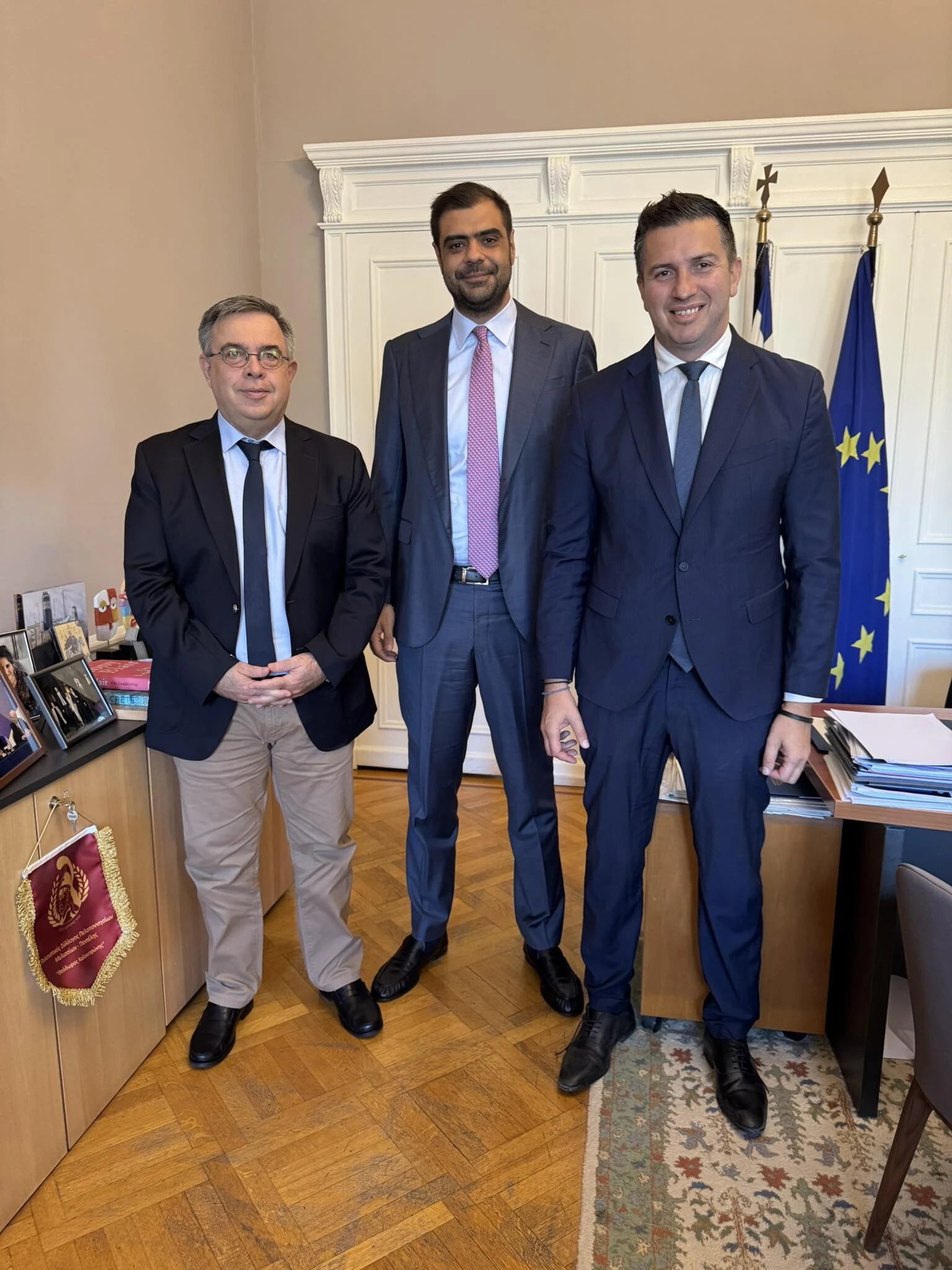 galamatis-marinakis-kirmikiroglou-genikos-grammateas-enimerosis-kai-epikoinonias-maksimou.jpg galamatis-marinakis-kirmikiroglou-genikos-grammateas-enimerosis-kai-epikoinonias-maksimou.jpg