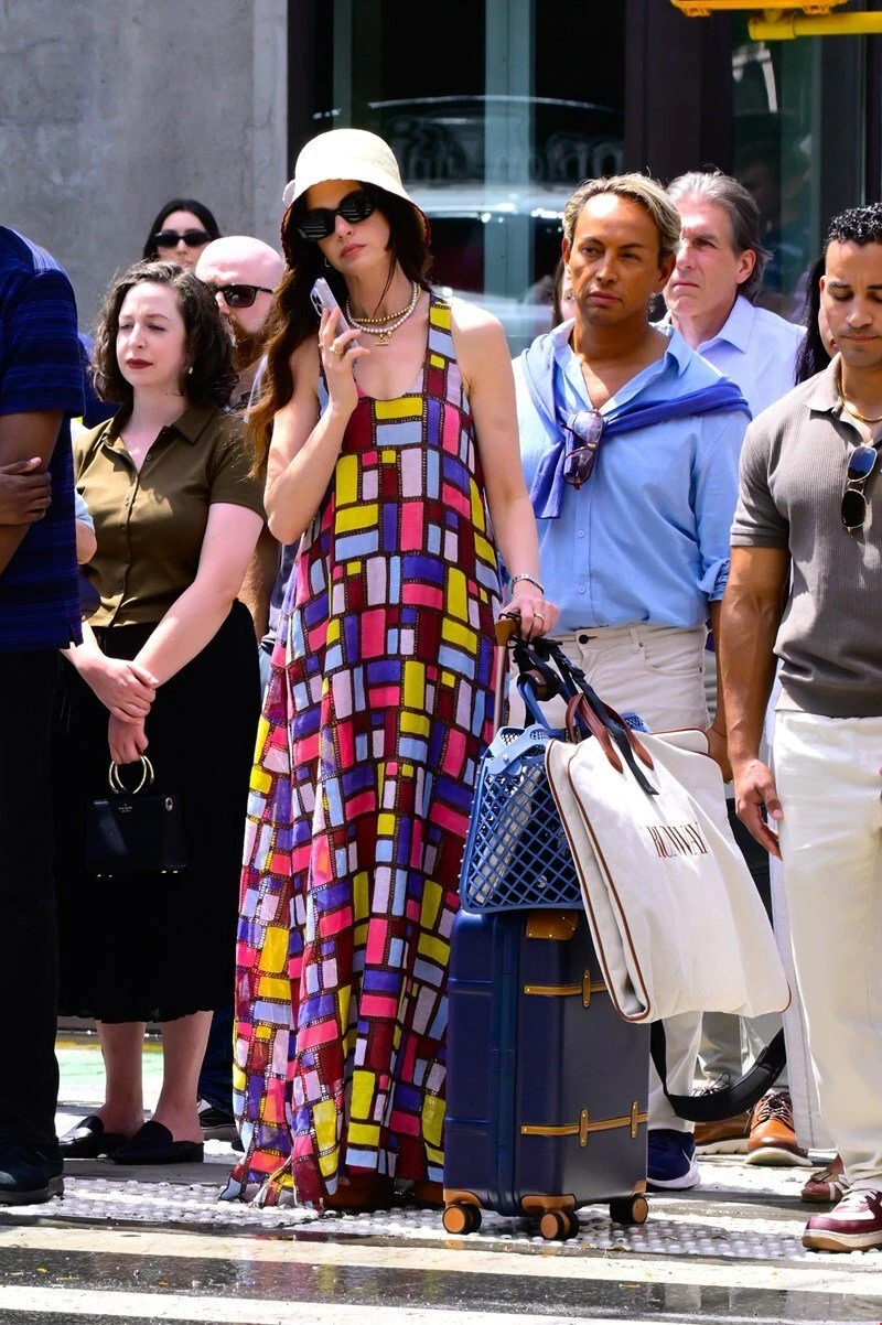 anne-hathaway3.jpg anne-hathaway3.jpg