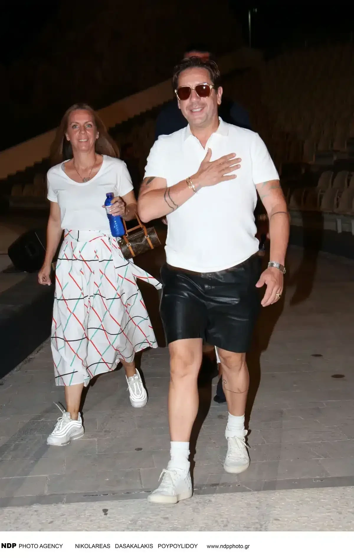 mazonakis2.webp mazonakis2.webp