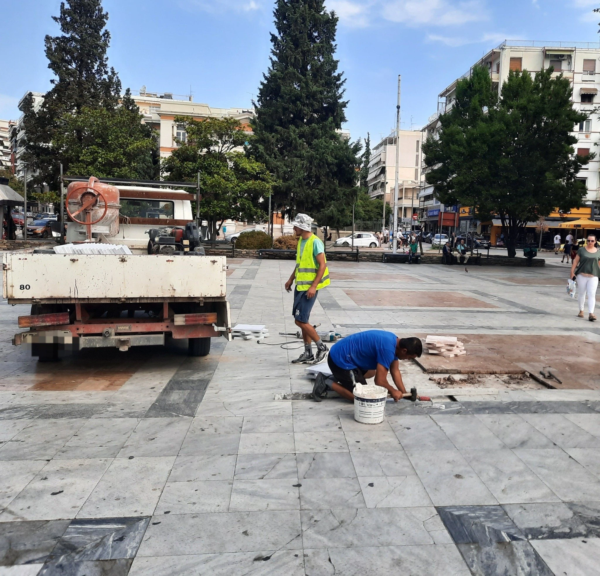 plakidia-plateia.jpg?v=0 plakidia-plateia.jpg?v=0