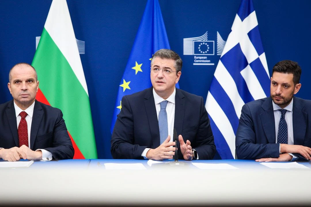 apostolos-tzitzikostas-sidirodromos-ellada-roumavia-voulgaria12.jpg?v=0