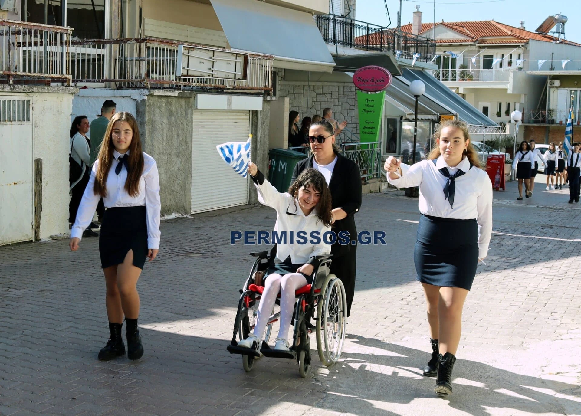 mikrh-alexia-parelasi1.jpg mikrh-alexia-parelasi1.jpg