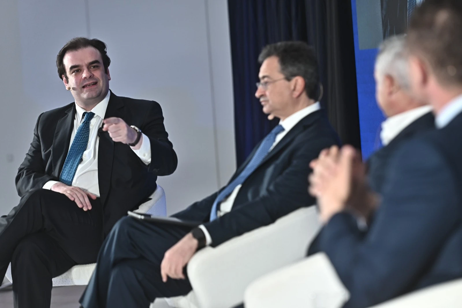 pierrakakis-sroiter.jfif