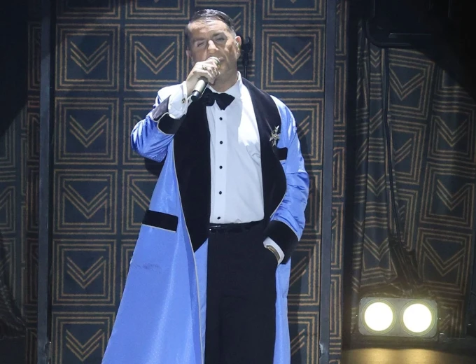 «Δέχτηκα παρενόχληση και απειλές για τη ζωή μου» - Συγκλονίζει πρώην συνεργάτιδα του Μαζωνάκη