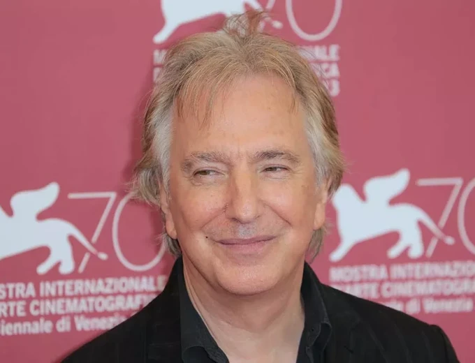 Άλαν Ρίκμαν: Τα ύπουλα συμπτώματα καρκίνου που κόστισαν τη ζωή του αγαπημένου ηθοποιού