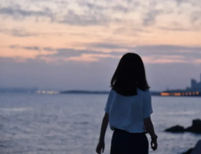 Οι άνθρωποι με αυτά τα χαρακτηριστικά είναι πιθανότερο να μείνουν μόνοι στη ζωή -Τι υποστηρίζει έρευνα.