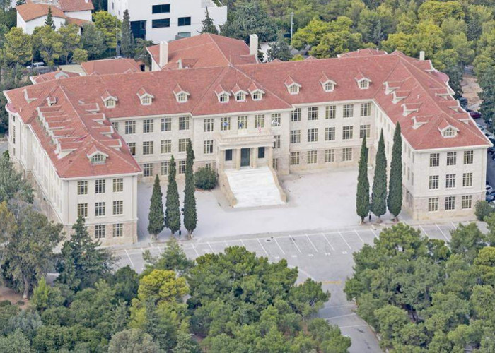 ΕΠΙΣΤΟΛΗ ΜΙΑΣ ΜΑΘΗΤΡΙΑΣ ΤΟΥ ΚΟΛΛΕΓΙΟΥ ΠΡΟΣ ΤΟΝ ΠΡΩΘΥΠΟΥΡΓΟ!