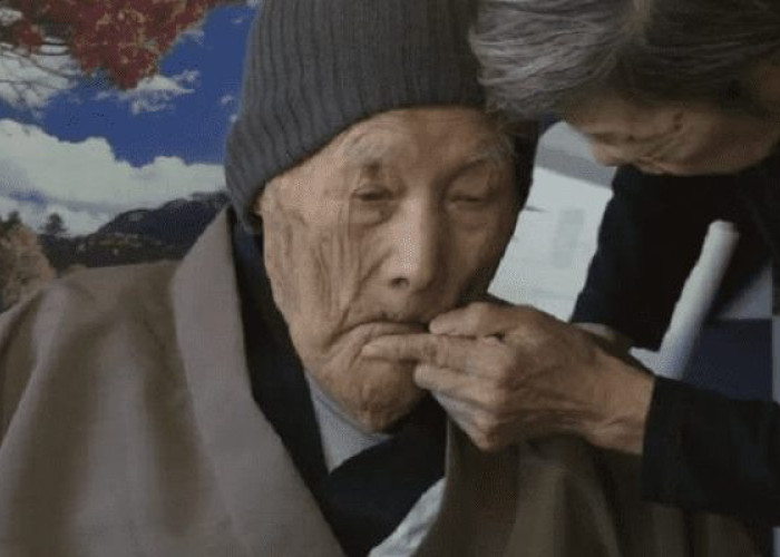 ΠΕΘΑΝΕ Ο ΓΗΡΑΙΟΤΕΡΟΣ ΑΝΘΡΩΠΟΣ ΣΤΟΝ ΚΟΣΜΟ!