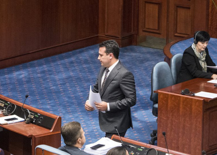 ΣΥΜΦΩΝΑ ΜΕ ΜΜΕ ΑΠΟ ΣΚΟΠΙΑ Ο ΖΑΕΦ ΕΞΑΣΦΑΛΙΣΕ ΠΛΕΙΟΨΗΦΙΑ ΓΙΑ ΤΗ ΣΥΝΤΑΓΜΑΤΙΚΗ ΑΝΑΘΕΩΡΗΣΗ ΓΙΑ ΤΗ ΣΥΜΦΩΝΙΑ ΤΩΝ ΠΡΕΣΠΩΝ!