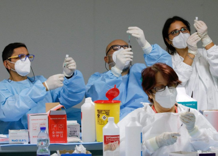 Πόσοι σώθηκαν χάρη στα εμβόλια; Πολλοί, σύμφωνα με ιταλική μελέτη