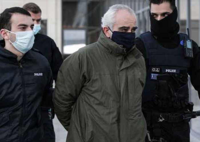 Ψευτογιατρός: Σε 8 φορές ισόβια καταδικάστηκε ο Dr. Kontos