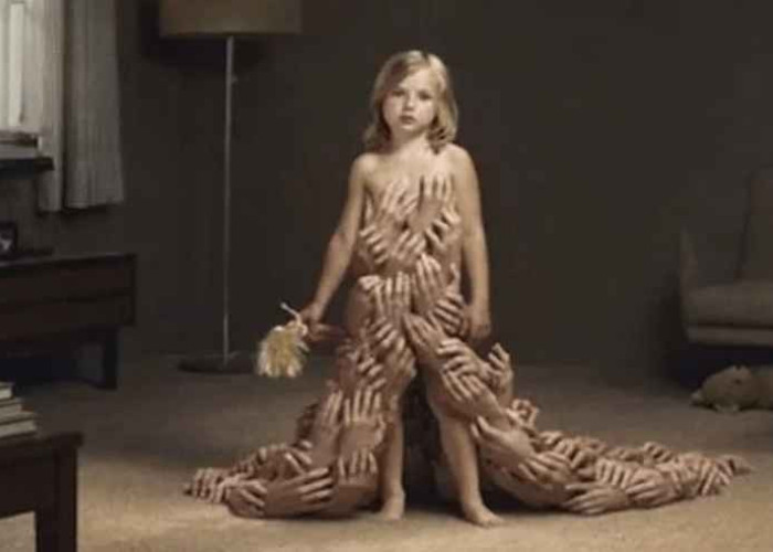 Σημάδια που προδίδουν έναν παιδόφιλo: Πλήρης οδηγός για γονείς και παιδιά