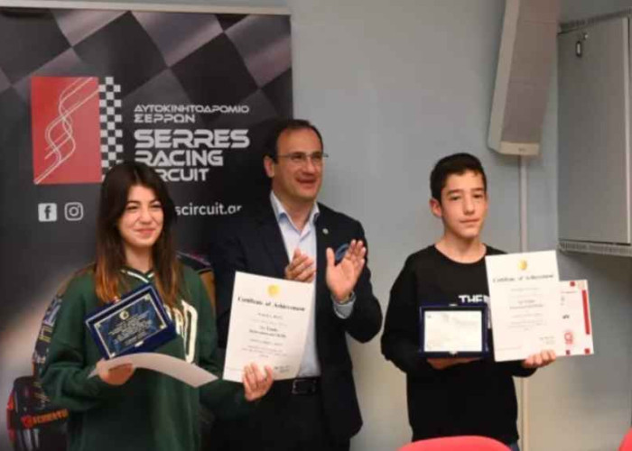 Μαθητές από τις Σέρρες κέρδισαν το 1ο βραβείο στην Ολυμπιάδα Ρομποτικής στη Νότια Κορέα – Φωτογραφίες