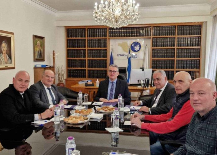 H στήριξη των επιχειρήσεων στο επίκεντρο της συνάντησης Μαλλιαρά με Καββαθά – Χατζηθεοδοσίου