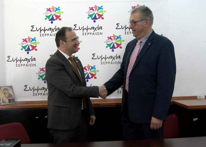 Ο Παντελής Χράπας στο πλευρό του Χρυσάφη!