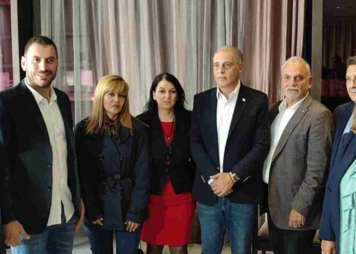 Οι Σερραίοι υποψήφιοι της Ελληνικής Λύσης υποδέχθηκαν στις Σέρρες τον Κυριάκο Βελόπουλο