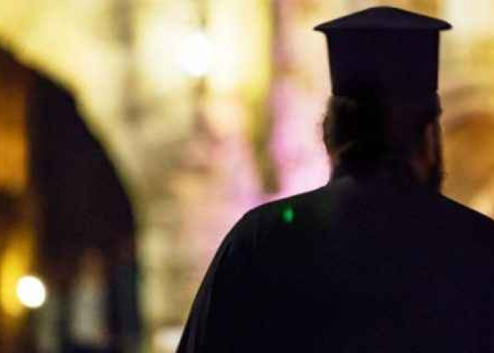 Οργή: Ιερέας στο Ναύπλιο: Συνελήφθη για ασελγείς πράξεις σε βάρος 12χρονου αγοριού