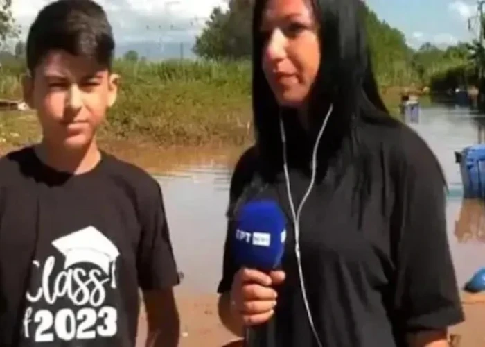 Συγκινεί μαθητής από τον Άγιο Θωμά Λάρισας – «Δεν ξέρω πού είναι οι φίλοι μου, εύχομαι να είναι καλά»