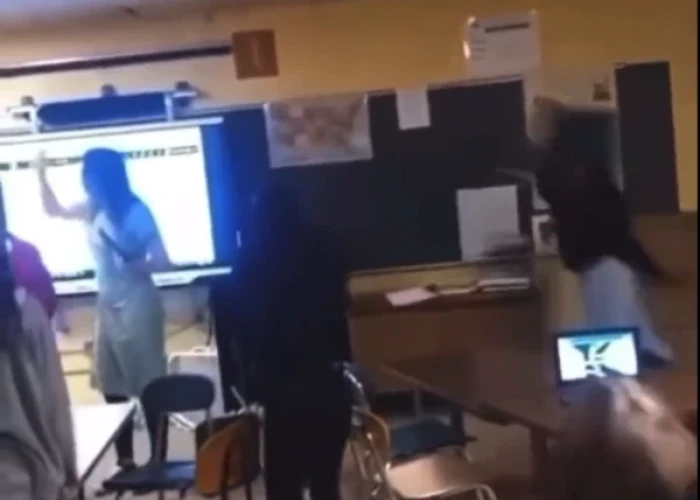 Μαθήτρια πέταξε καρέκλα στο κεφάλι καθηγήτριας