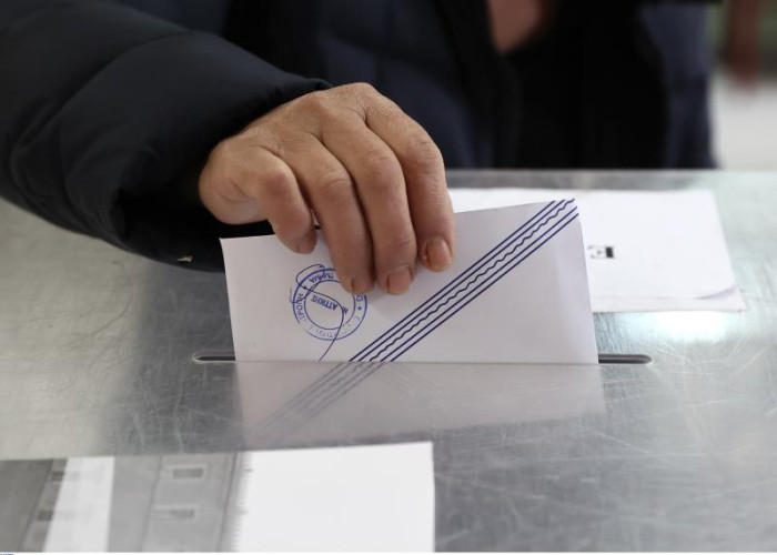 Μεσολόγγι -Αυτοδιοικητικές εκλογές: Μοίραζαν λεφτά για να ψηφιστεί ο «εκλεκτός» τους