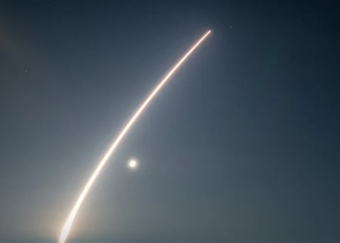 Γαλλία: Επιτυχημένη δοκιμή βαλλιστικού πυραύλου χωρίς πυρηνικό φορτίο