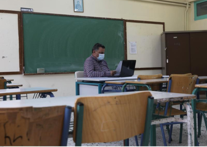 Ιταλία: Μαθητές θα πληρώνουν πρόστιμο έως 10.000 ευρώ όταν επιτίθενται σε καθηγητές και σχολικό προσωπικό