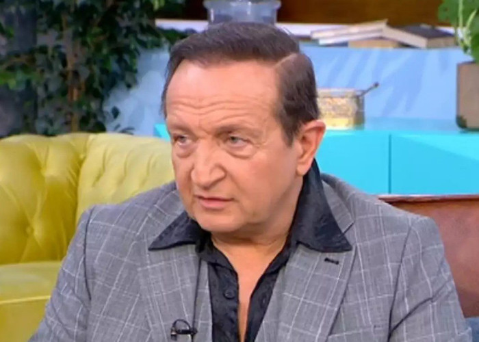 Σπύρος Μπιμπίλας: «Με 25 ανθρώπους έχω πάει στη ζωή μου… Όταν έχασα τον μεγάλο μου έρωτα δεν ήθελα να ζω»