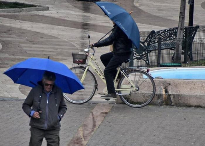 Καιρός: Επικαιροποιήθηκε ο καιρός για την 25η Μαρτίου – Πώς θα κάνουμε τριήμερο