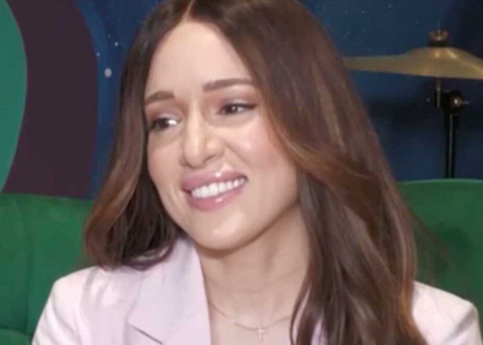 Καλομοίρα: «Δεν έχω κάνει πλαστıκές» – Η μπnχτή για τη Eurovision