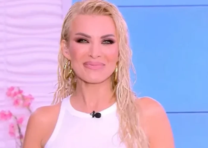 Κατερίνα Καινούργιου: Μικρή έντυνα τον αδερφό μου κορίτσι και τον φώναζα «Έλενα»