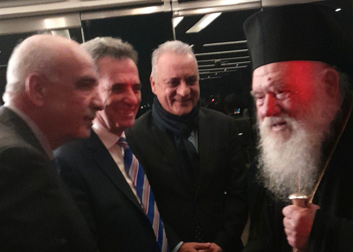 Συνάντηση του Θεόφιλου Λεονταρίδη με τον Αρχιεπίσκοπο Ιερώνυμο