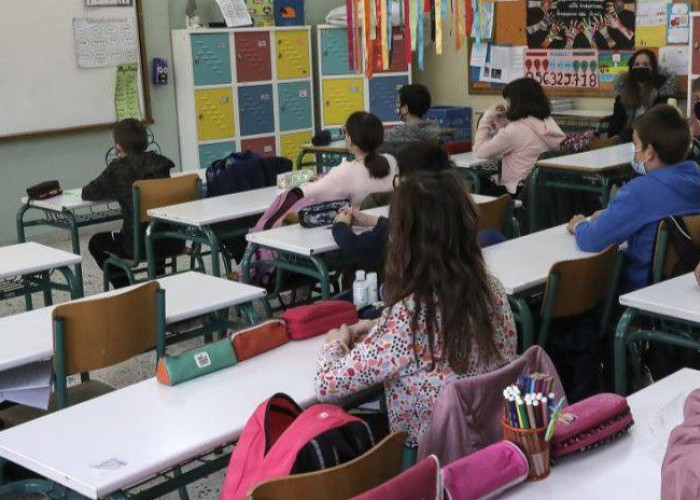 Μέχρι την Τετάρτη 8 για μαθητές και καθηγητές συνεχίζονται οι διακοπές των Χριστουγέννων