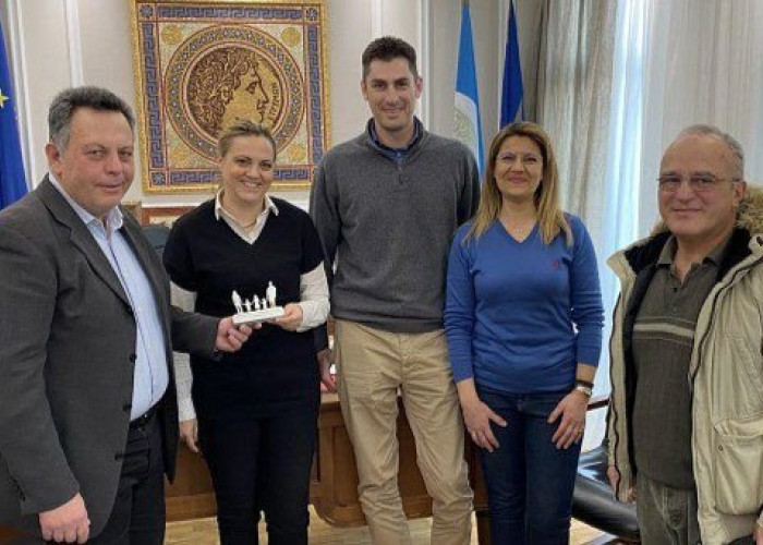 Συνάντηση της Δημάρχου Σερρών με τα μέλη του Συλλόγου Τριτέκνων Σερρών «Η Ελπίδα»