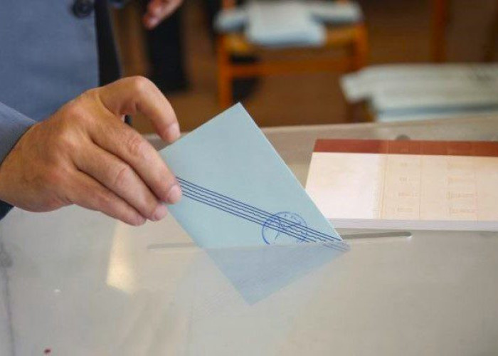 Δημοσκόπηση Interview για την POLITIC: Πολιτική σταθερότητα βλέπουν οι πολίτες