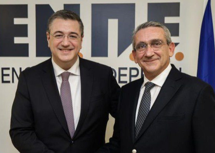 Ο Τζιτζικώστας αποχαιρέτησε την προεδρία της ΕΝΠΕ