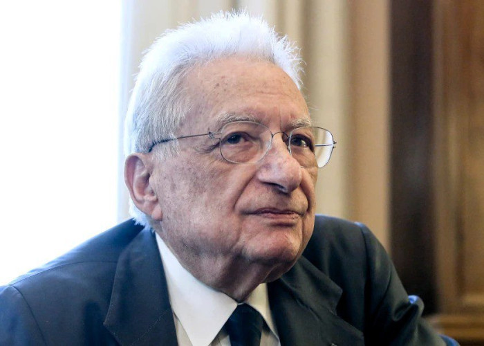 Εφυγε απο τη ζωή ο Πέτρος Μολυβιάτης σε ηλικία 97 ετών – Το «αντίο» των πολιτικών