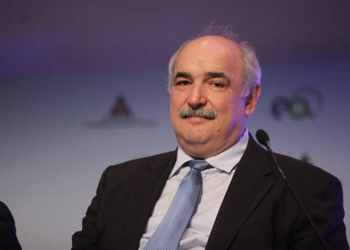 Μάρκος Μπόλαρης: Τι σου το είδος το πύρινον ;