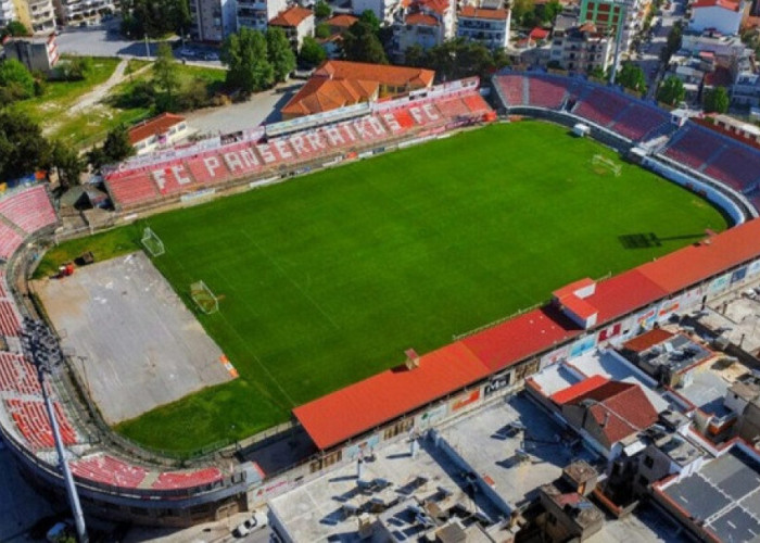 Λείπει ο γάτος (Γάτσιος) και χορεύουν τα ποντίκια (Βαρβάρα);