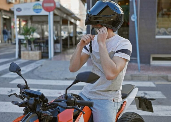 Νέος Κ.Ο.Κ. : Η χρήση προστατευτικού κράνους στο επίκεντρο των ελέγχων της Ελληνικής Αστυνομίας