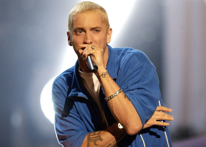 Ο Eminem συναντά πραγματικούς «Stans» στο ντοκιμαντέρ για τους θαυμαστές του