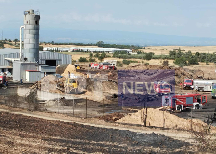 Έσβησε η φωτιά στο εργοστάσιο ξυλείας στο Νέο Σούλι
