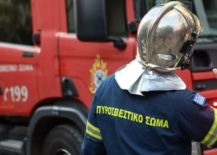 Θεσσαλονίκη: Συναγερμός στη Σίνδο για φωτιά σε εταιρεία ανακύκλωσης
