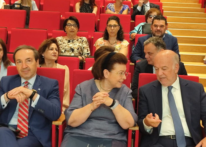 Μενδώνη & Φλωρίδης παρουσίασαν τις «Δράσεις Πολιτισμού για μια πιο φιλική Δικαιοσύνη»