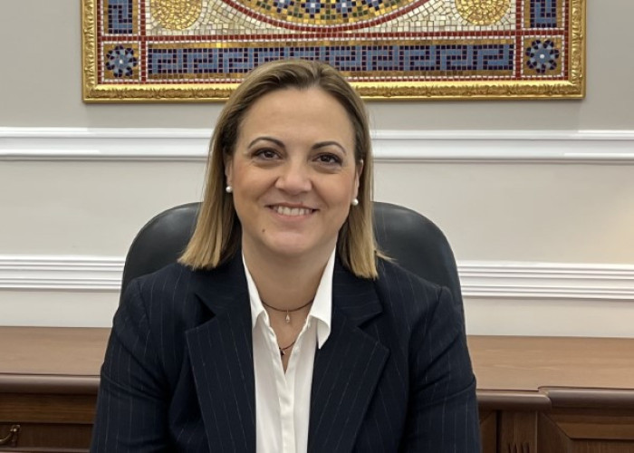 Κόντρα στο Χρυσανθίδη, Υποστηριχτής της Βαρβάρας ο Τάσος Καζίας!