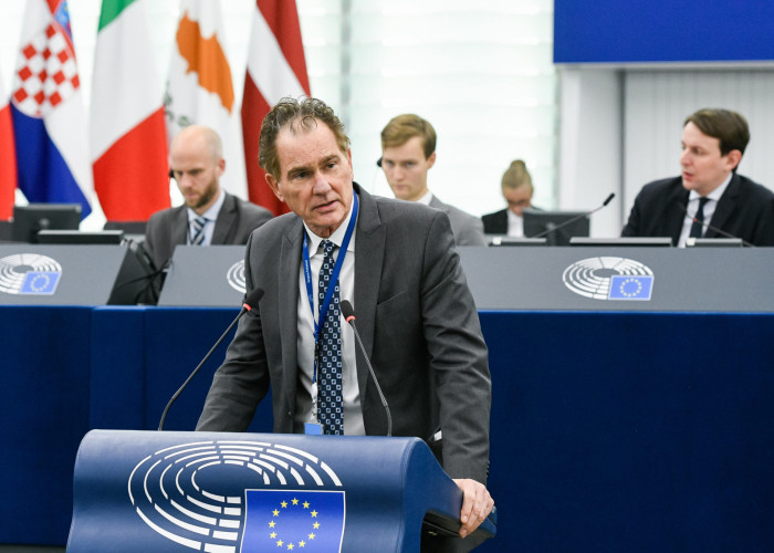 Πρόταση Ν. Παπανδρέου για ψήφισμα σχετικά με την προστασία των μειονοτήτων στη Συρία