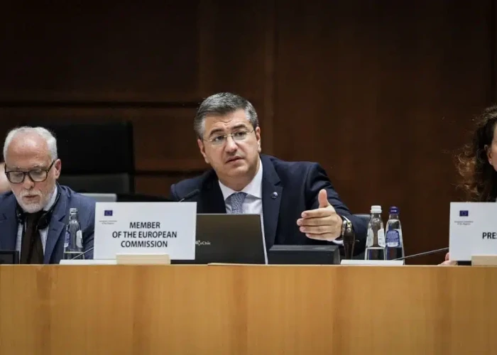 Σπουδαίος ο ρόλος των Περιφερειών και των Δήμων επισήμανε ο Απόστολος Τζιτζικώστας για το μέλλον του τουρισμού