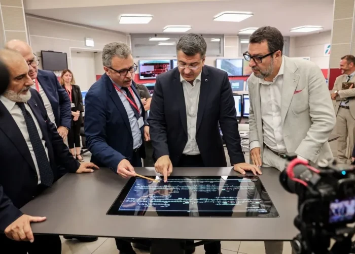 Α. Τζιτζικώστας από τη Ρώμη:«Οι επενδύσεις στις υποδομές είναι απαραίτητες για τη στρατηγική αυτονομία της Ευρώπης