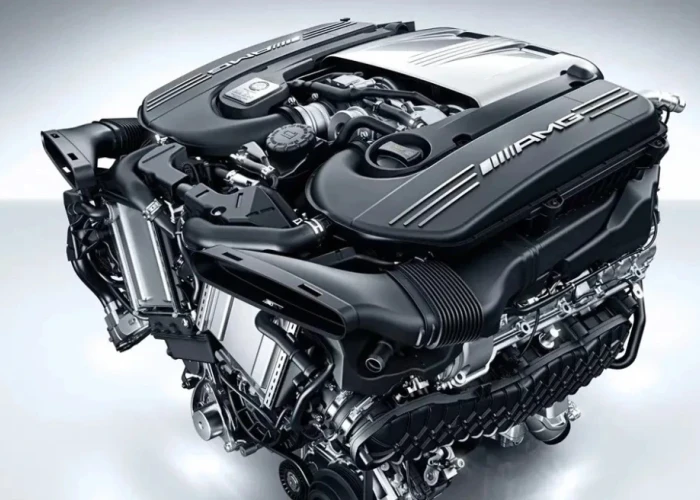 Η Mercedes-AMG εξελίσσει έναν νέο V8 κινητήρα