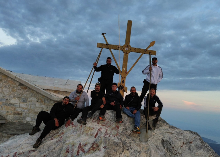 Σέρρες - Στις 18 Αυγούστου στο Άγιο Όρος φτάσανε στην κορυφή του Άθωνα
