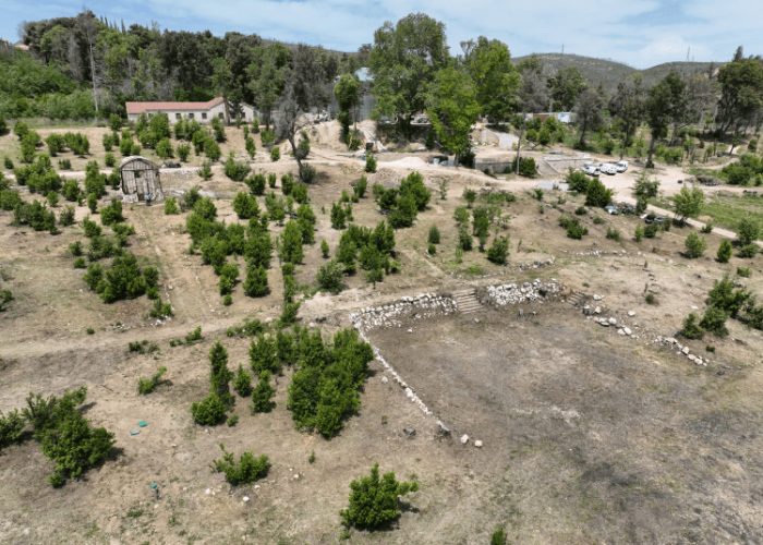 Αναβίωση της ιστορίας και της φύσης, στο Τατόι